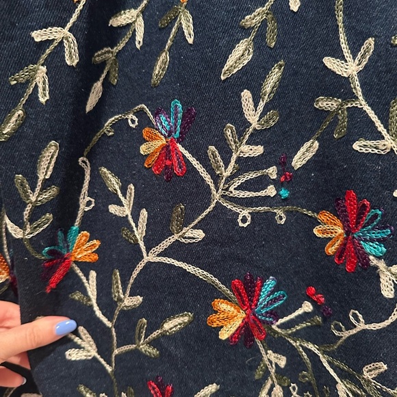 Industrie B Colorful Floral Embroidered Denim Jacket Size Large 100% Cotton - Picture 3 of 6